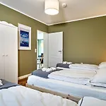 Deluxe Apfelbaum فريدريشسهافن